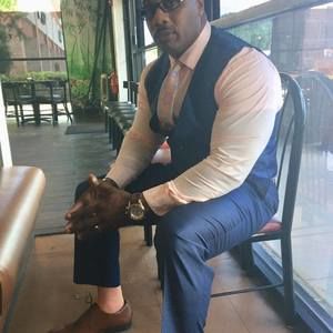 Meet your Posher, Cliff